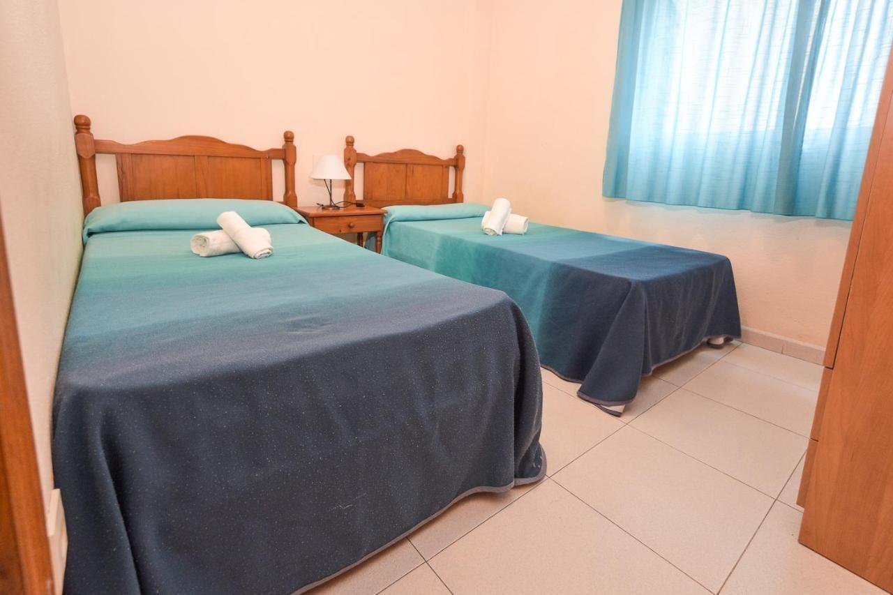Apartamentos Marblau Las Alondras-Julio Y Agosto Solo Familias Gandía Exteriör bild