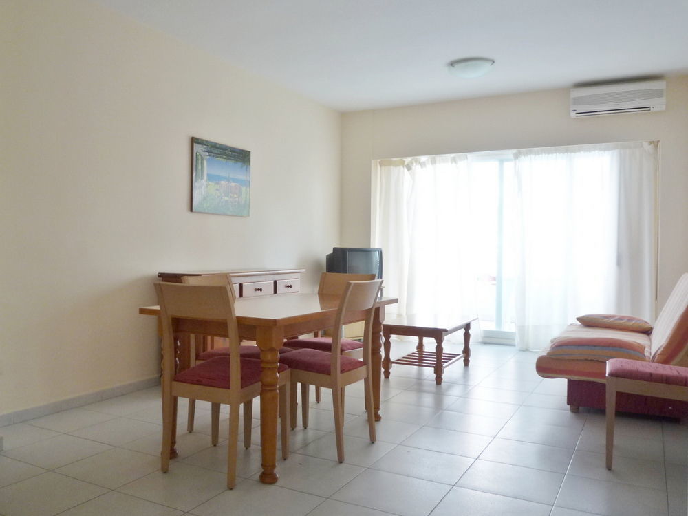 Apartamentos Marblau Las Alondras-Julio Y Agosto Solo Familias Gandía Exteriör bild